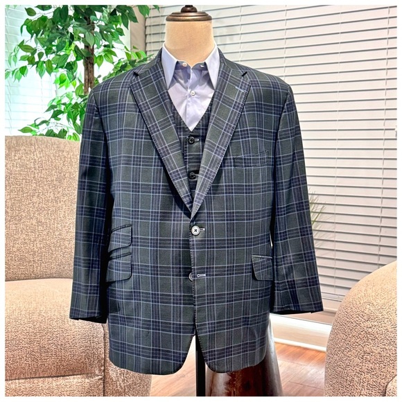 Tom James Royal Classic Men’s Three-Piece Suit. Green, Blue. 44R Altered - Picture 13 of 14